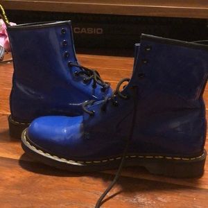 BARELY WORN LIKE NEW Dr. Marten’s